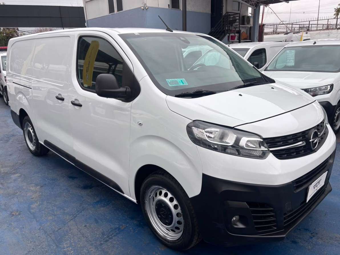 Opel Vivaro Hdi145