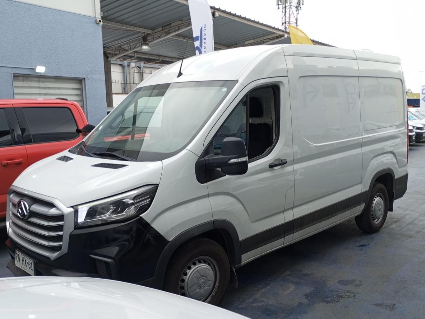 Maxus Deliver 9