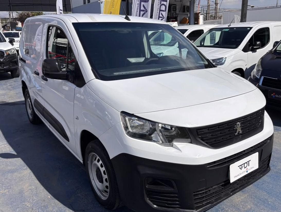 Peugeot PARTNER 2023 (1/10)
