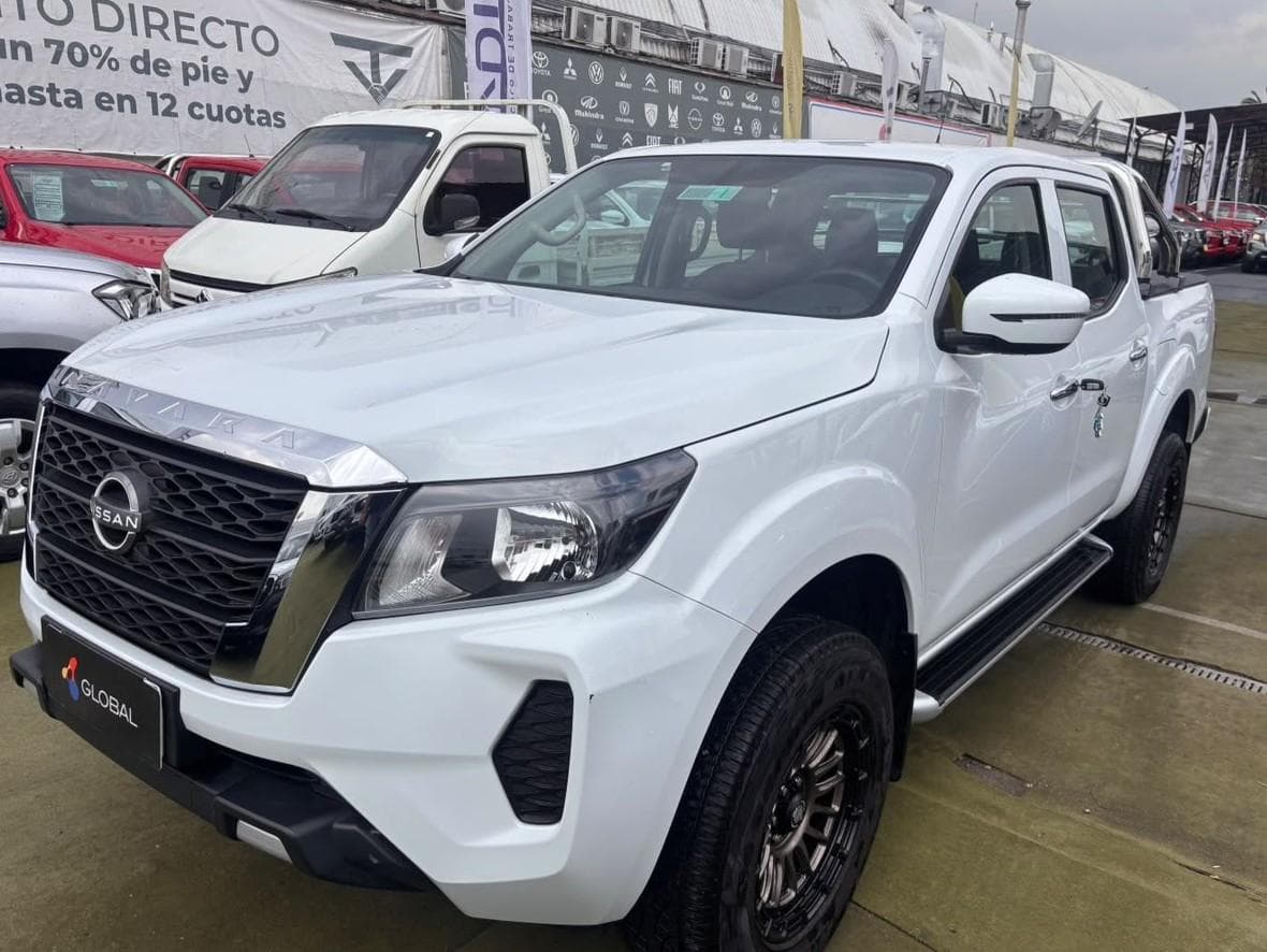 Nissan NAVARA 2024 (1/10)