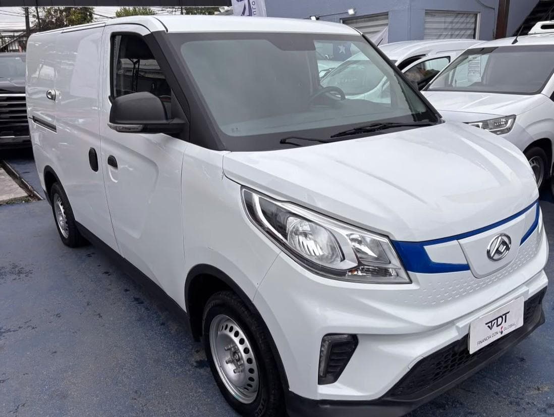 Maxus EV30 AUT 2022 (1/10)