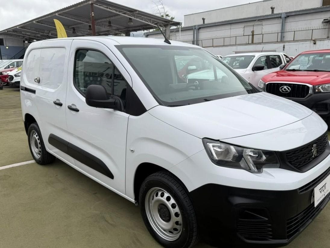 Peugeot PARTNER 2023 (1/10)