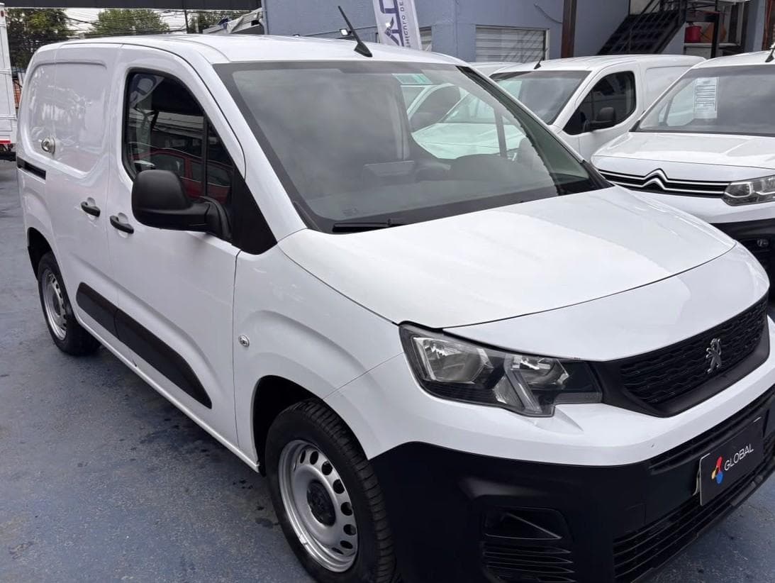 Peugeot NUEVA PARTNER 1.6 HDi 90HP Pack AA EV 2024 (1/10)