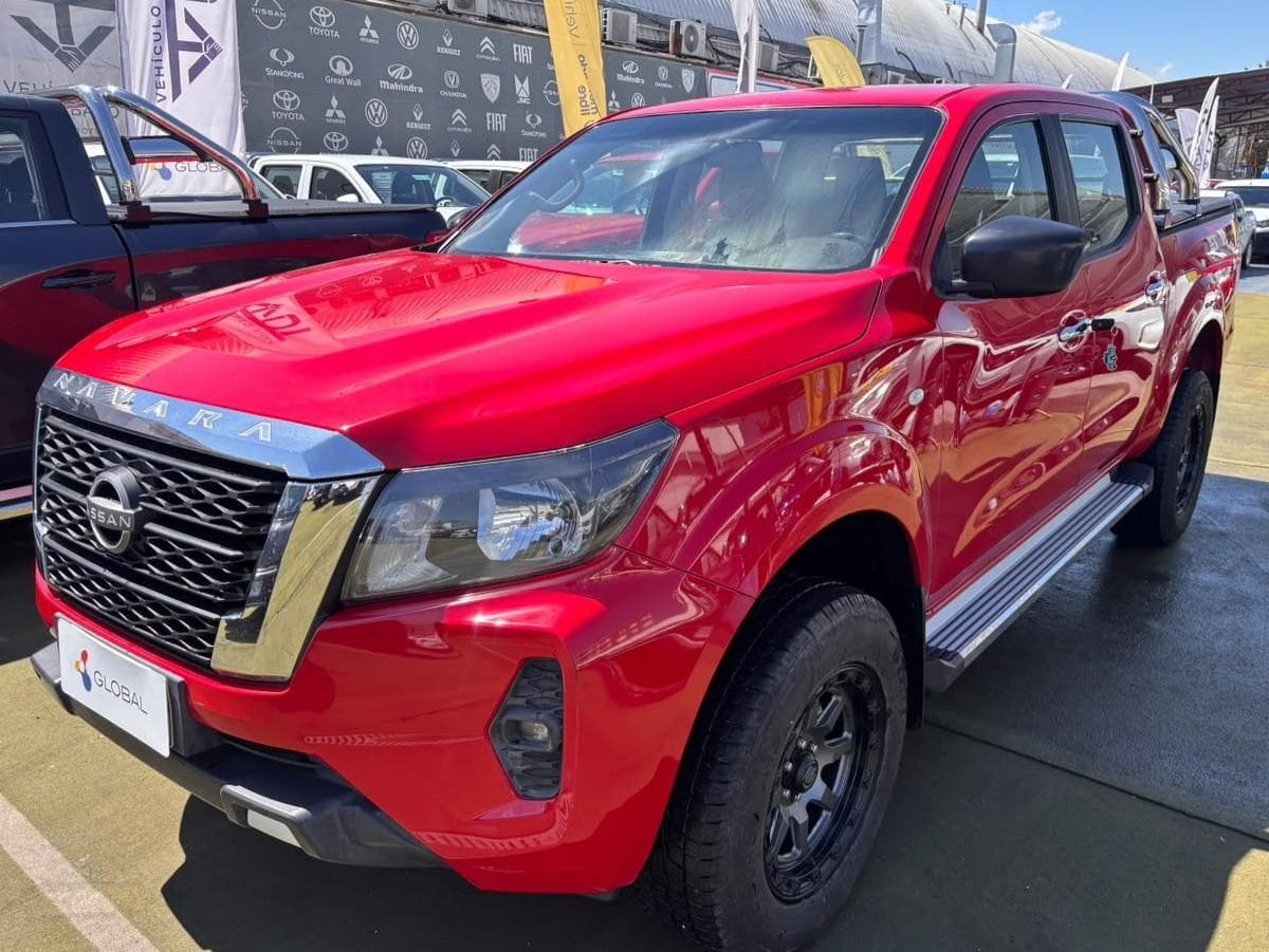 Nissan NAVARA 2023 (1/10)